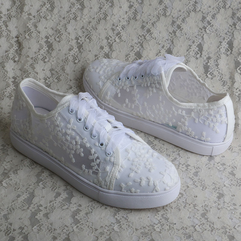 Wedopus White Sneakers for Wom - Embroidery Lace 评论和价格