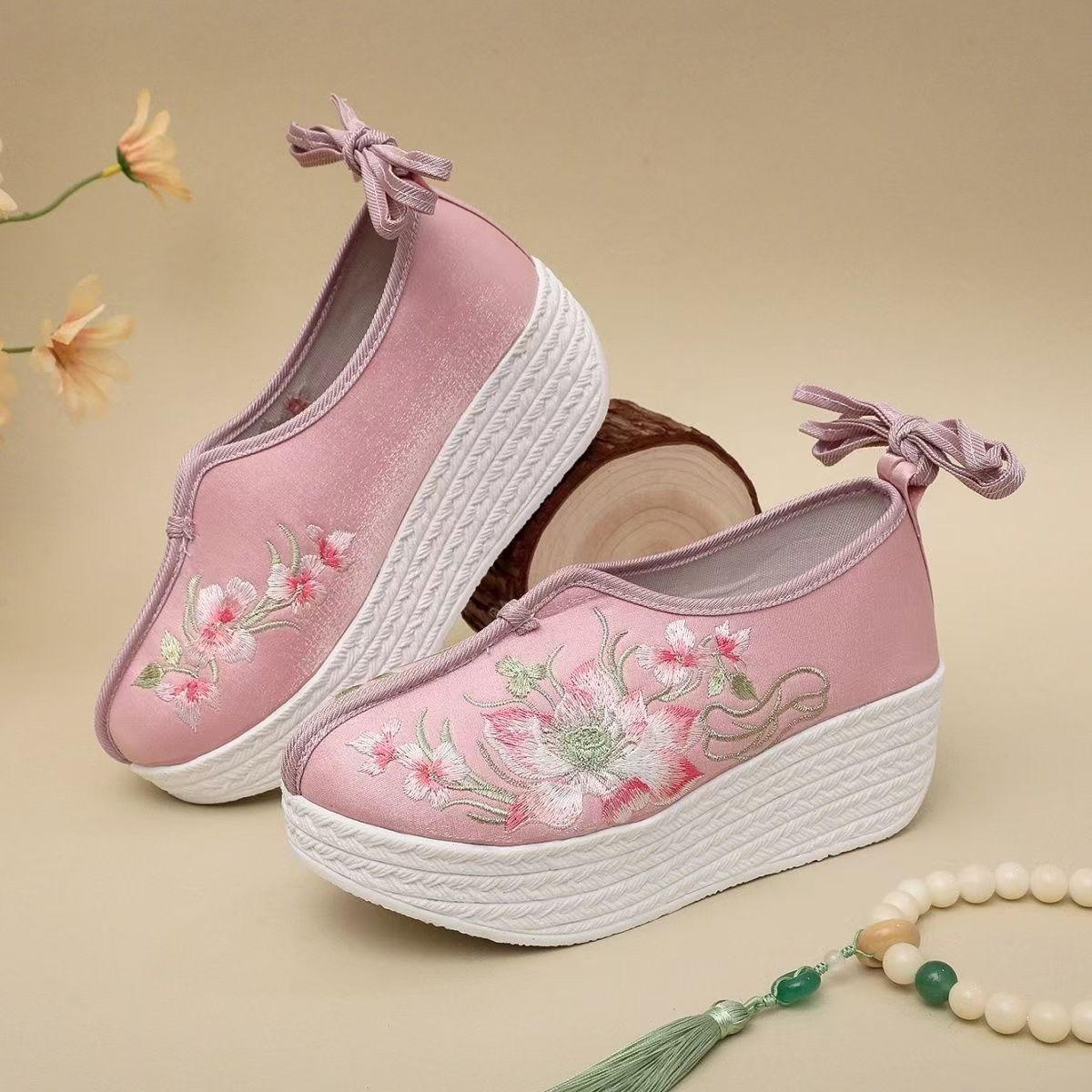 Woman Ethnic Style Wedges Embr - Embroidery Lace 评论和价格