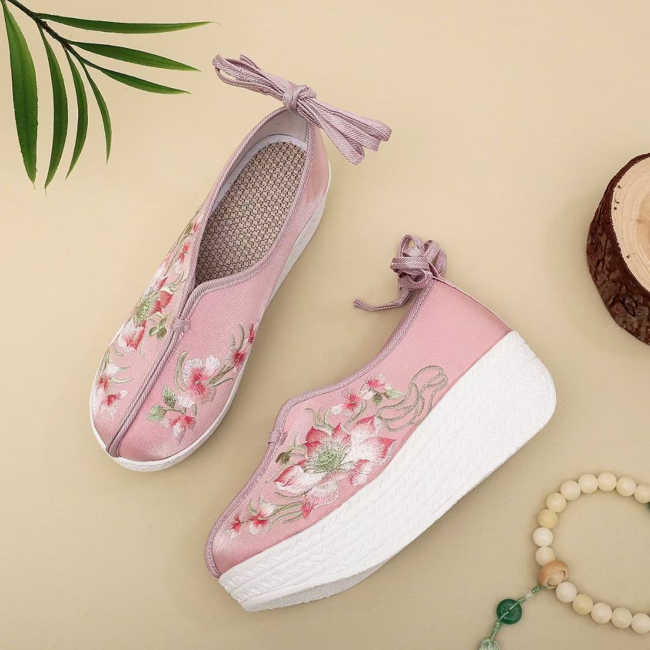 Woman Ethnic Style Wedges Embr - Embroidery Lace 评论和价格
