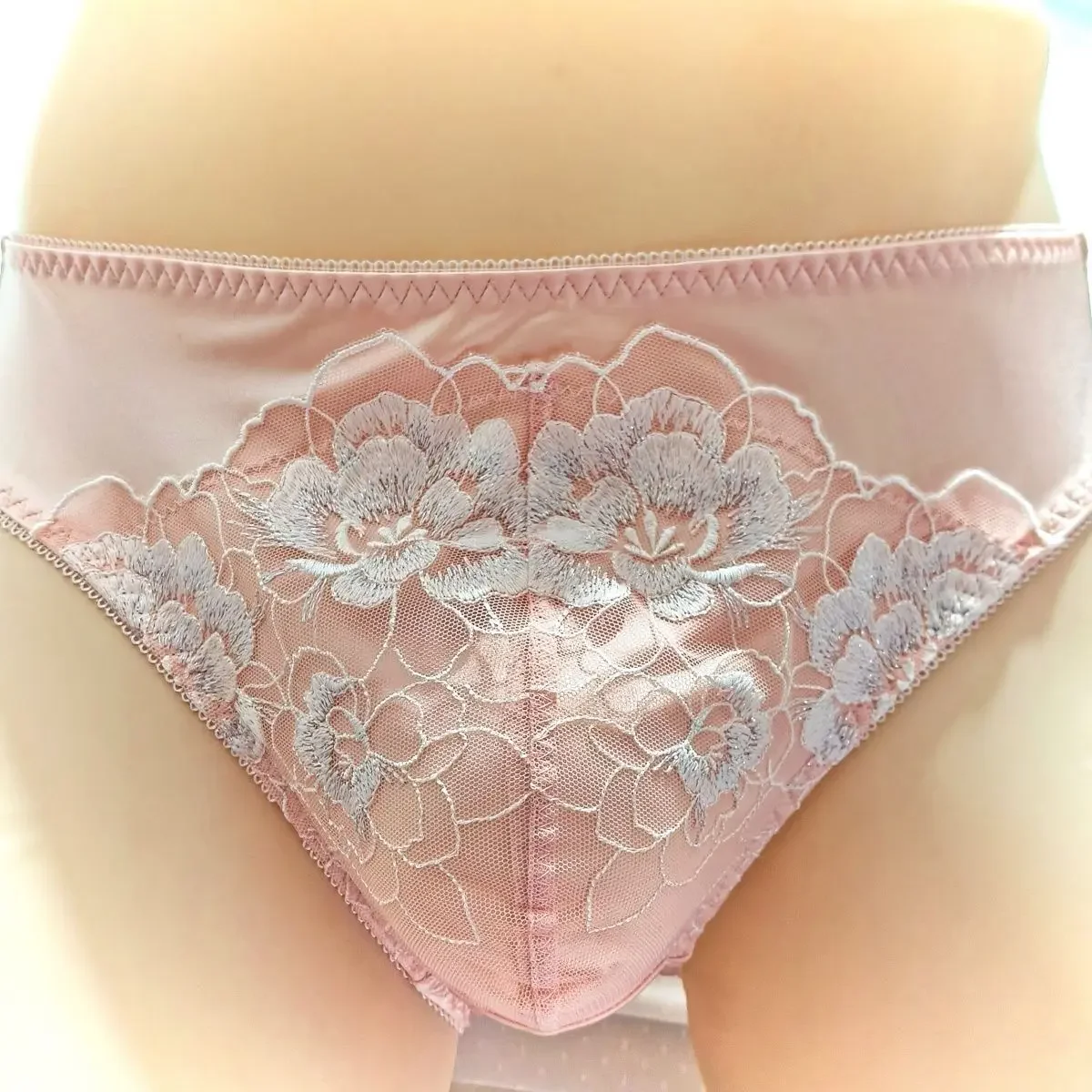 Man's Lace Embroidery Pink Bri - Embroidery Lace 评论和价格